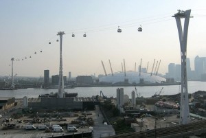 800px-Emirates_Air_Line_towers_24_May_2012