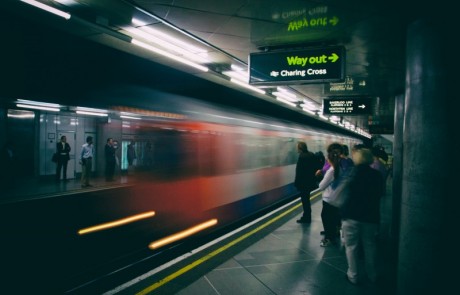 מחיר נסיעה בתחבורה הציבורית בלונדון 2021